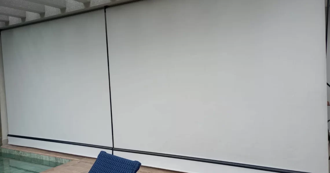 Toldo instalado em residência em Indaiatuba